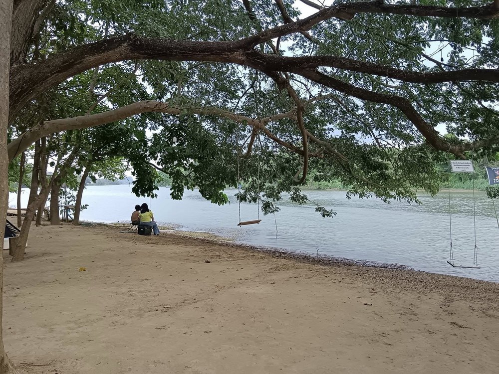 บรรยากาศ ตาแจ้ RiverCamp