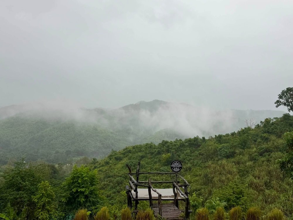บรรยากาศ Camping Hill & Cafe